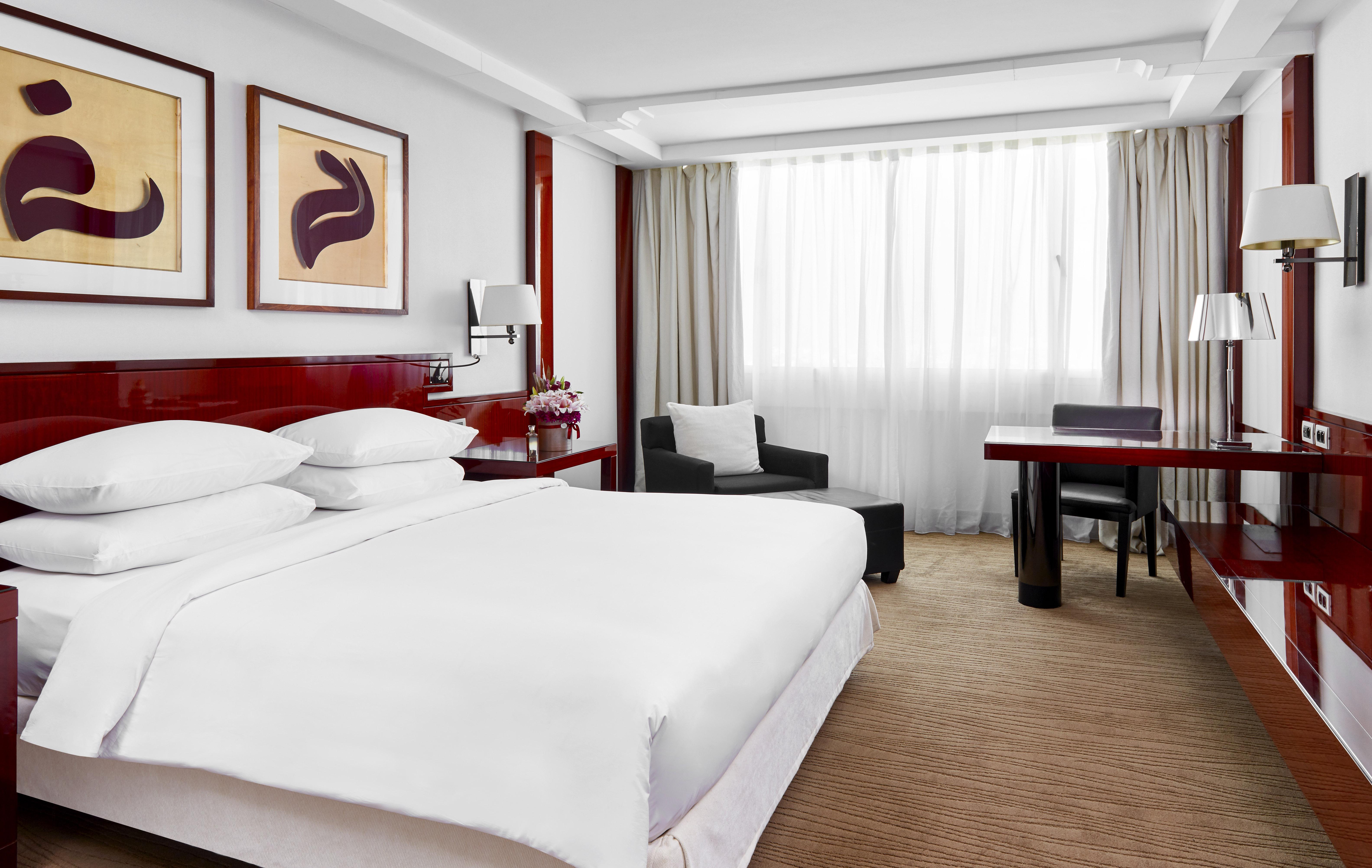 Hyatt Regency 5*